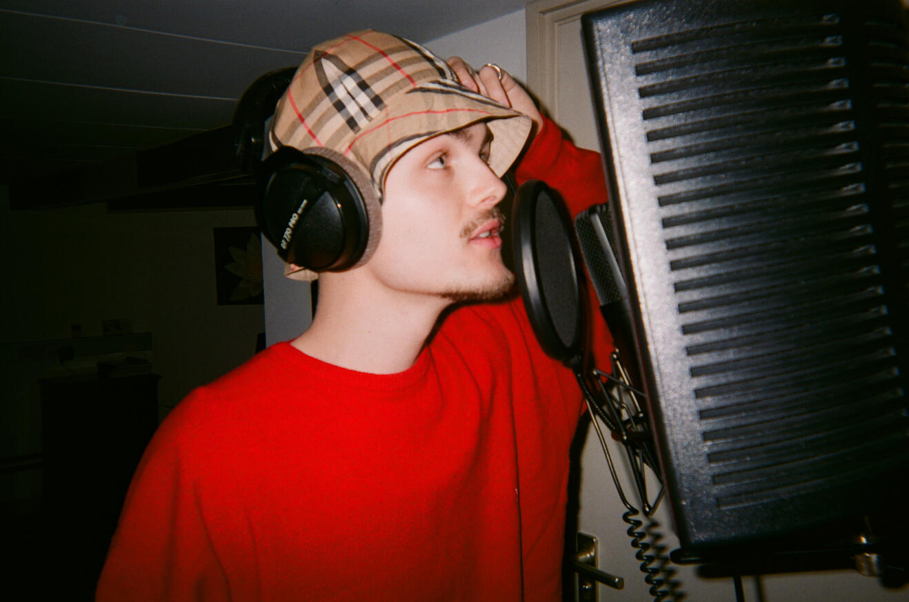 Amsterdam-born rapper, singer and music producer Simeon